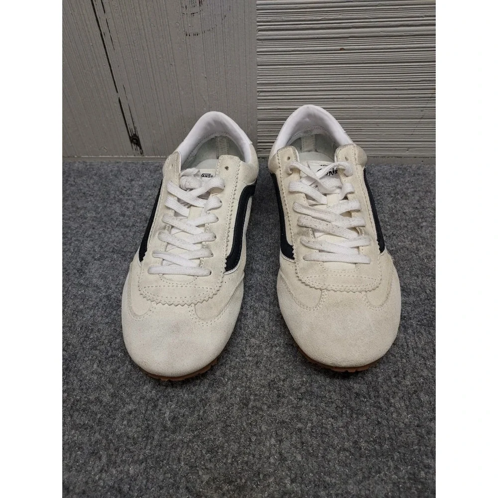 Vans Men Athletic Sneakers 8.5 Cream White Lace Up Round Toe Comfort Logo Active